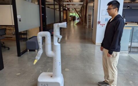Google DeepMind robot 1
