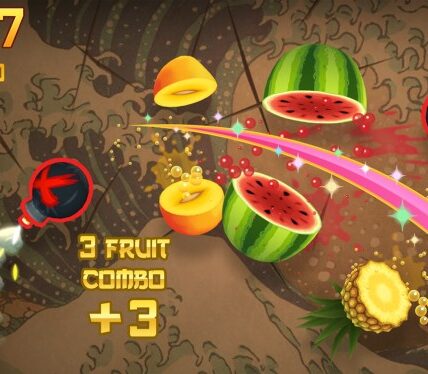 apple arcade launches more than 130 award winning games fruitninjaclassic 040221