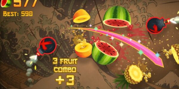 apple arcade launches more than 130 award winning games fruitninjaclassic 040221